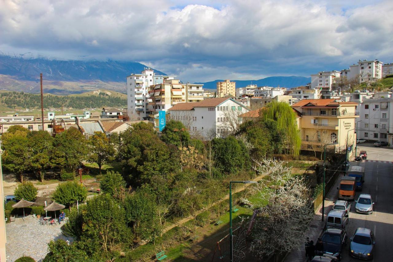 Gjirokastër Hotel Bleta מראה חיצוני תמונה